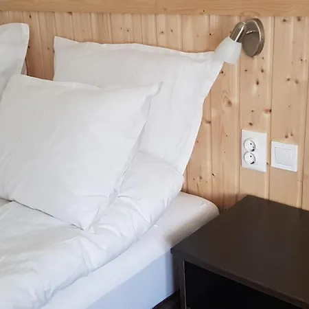 Hortenzia Vendeghaz * Marianosztra