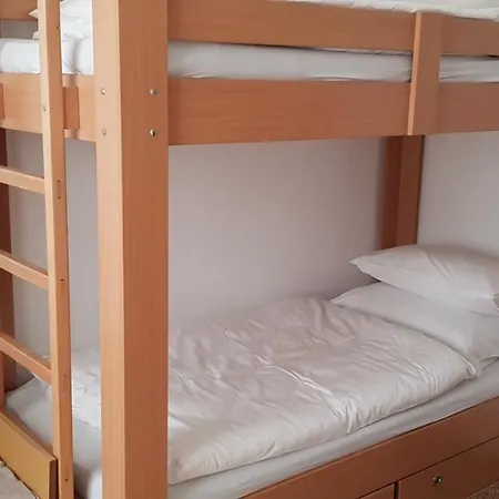 Hortenzia Vendeghaz * Marianosztra